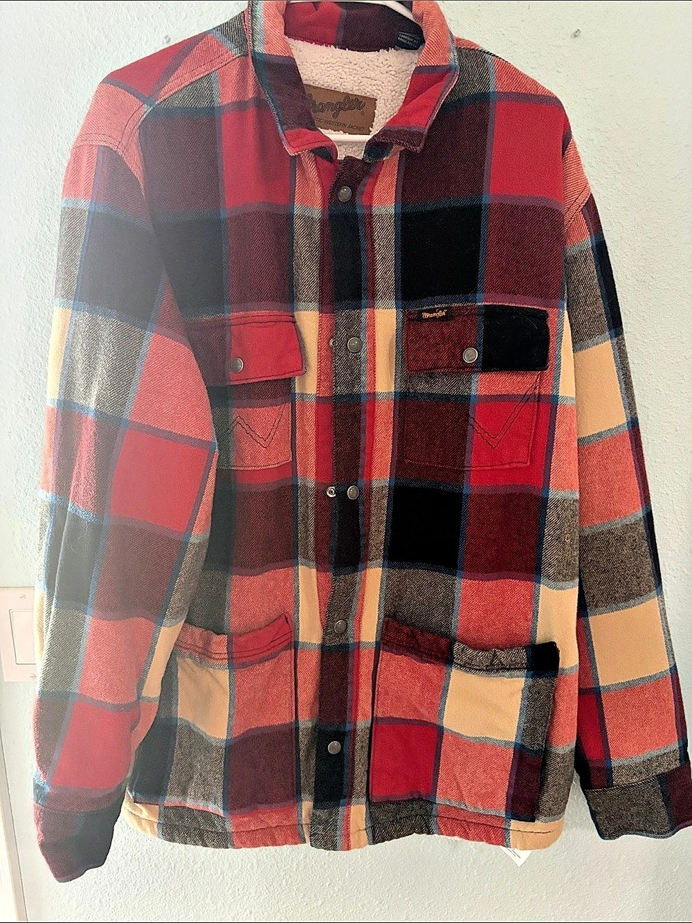 Wrangler Authentic Western Jacket Plaid Western Jacket in Red & Blue Like New